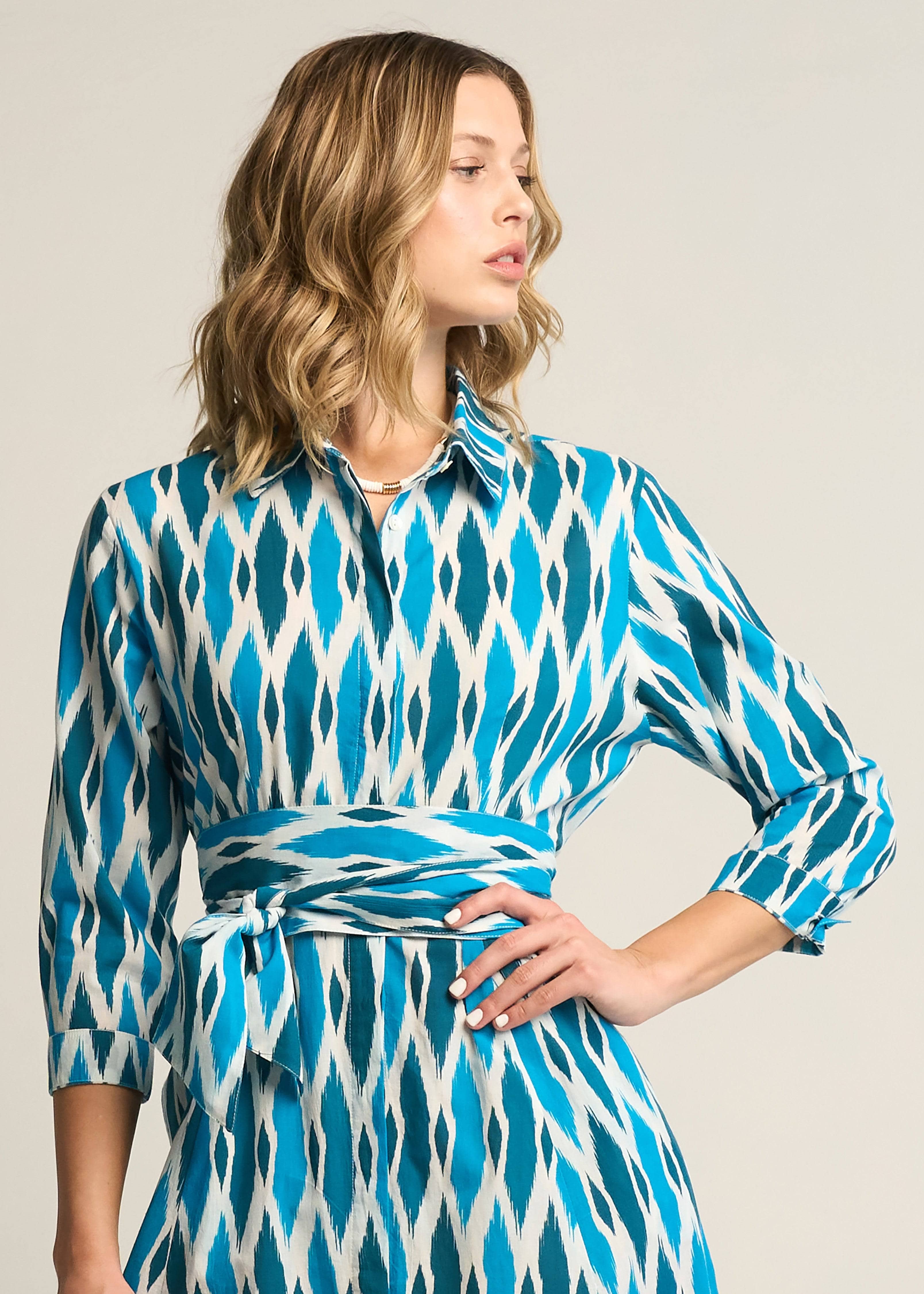Luciana_Ikat_Multi_Cyan_6_cu.jpg