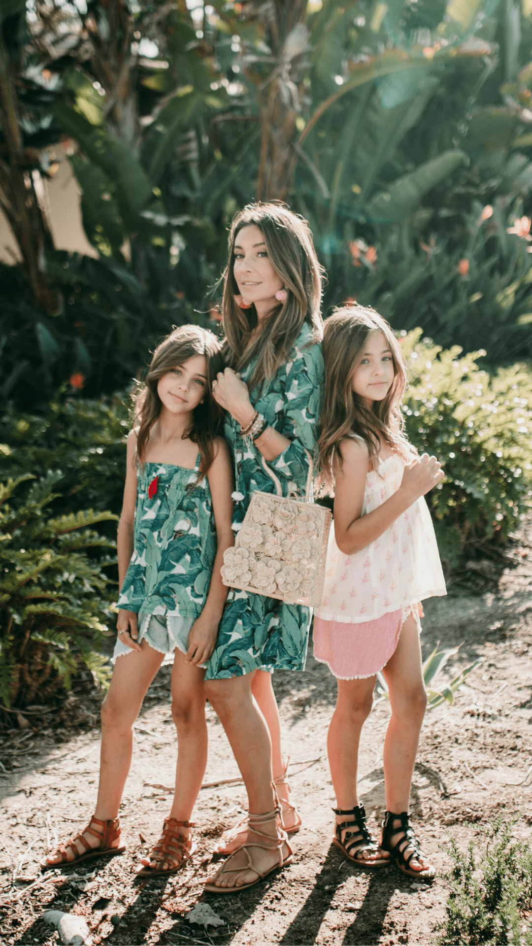 PARROT LILI TOP + MISHA SHORTS MINI